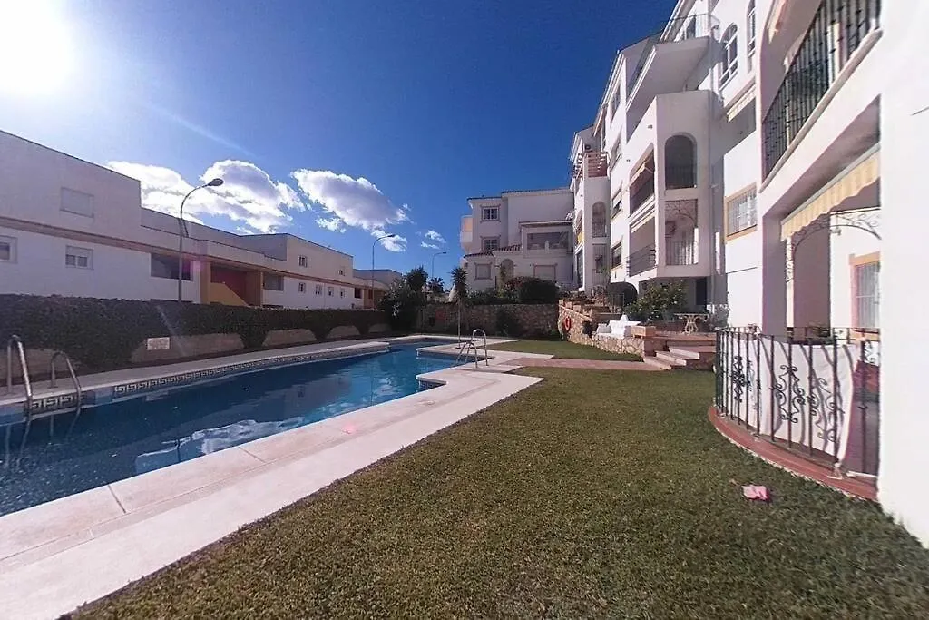 Soleado Cerca De La Playa En Montemar Apartment Torremolinos