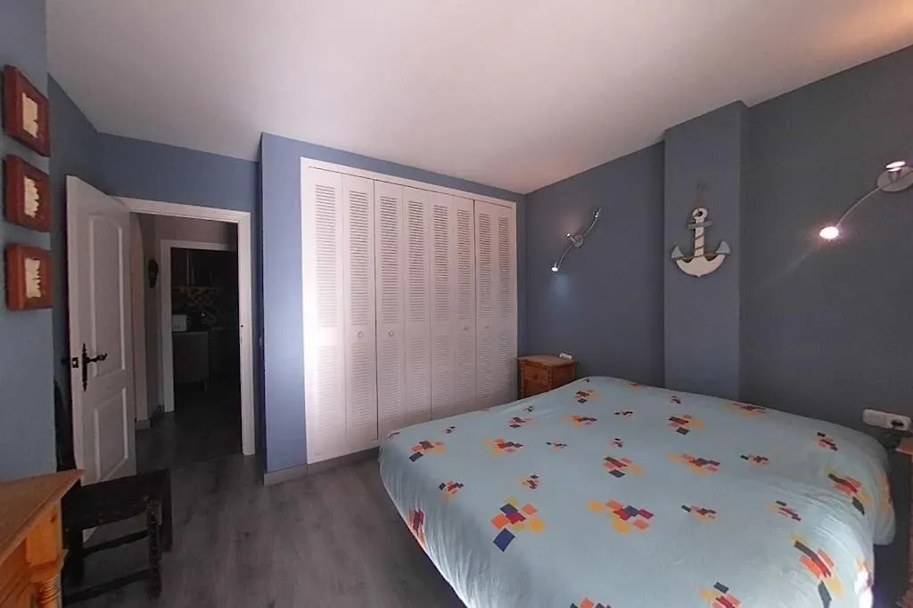 Soleado Cerca De La Playa En Montemar Apartment Torremolinos Spain